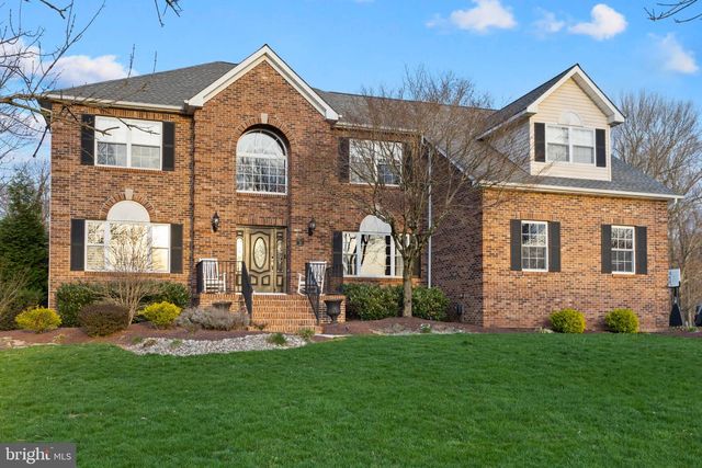 18 ANNIE LN, Robbinsville, NJ 08691