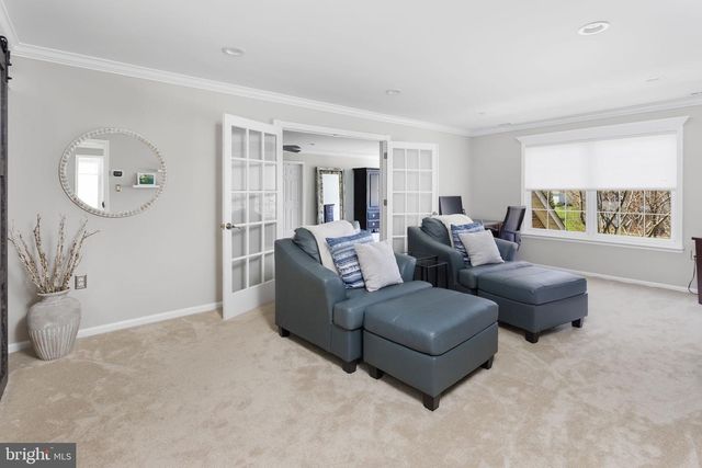 18 ANNIE LN, Robbinsville, NJ 08691