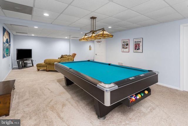 18 ANNIE LN, Robbinsville, NJ 08691