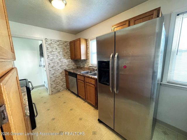 1510 W Saint Joseph Street, Lansing, MI 48915