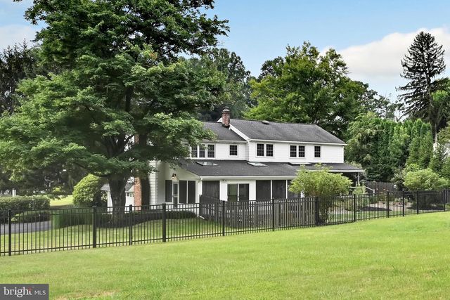 1625 E STRASBURG RD, West Chester, PA 19380