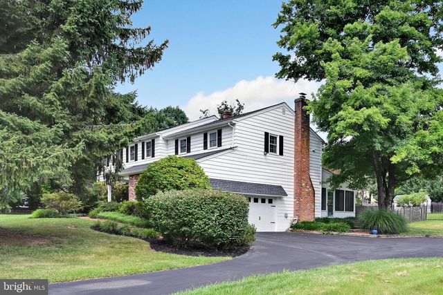 1625 E STRASBURG RD, West Chester, PA 19380