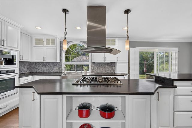 3238 Honeysuckle Drive, Pittsfield Charter Twp, MI 48103