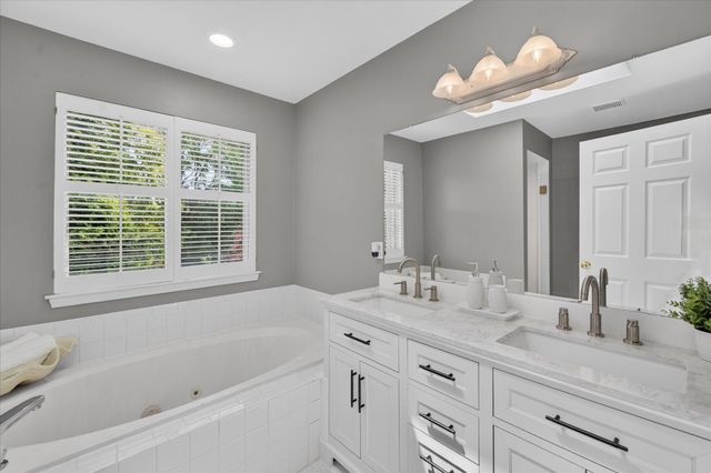3238 Honeysuckle Drive, Pittsfield Charter Twp, MI 48103