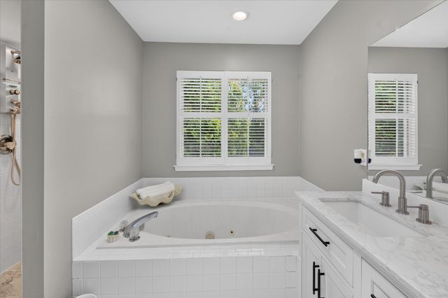 3238 Honeysuckle Drive, Pittsfield Charter Twp, MI 48103