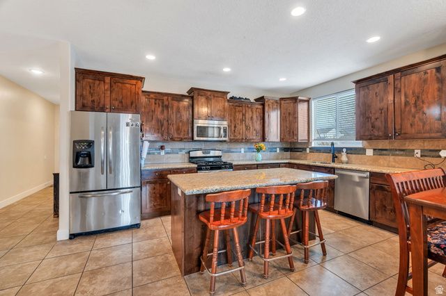 265 E SALEM PARK CIR, Salem, UT 84653