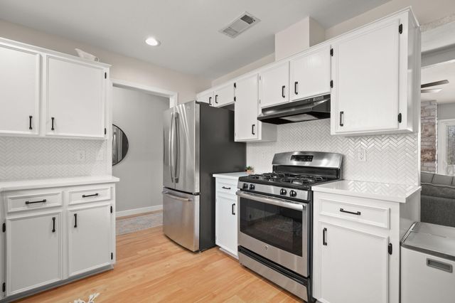 11900 Oakbrook DR, Austin, TX 78753