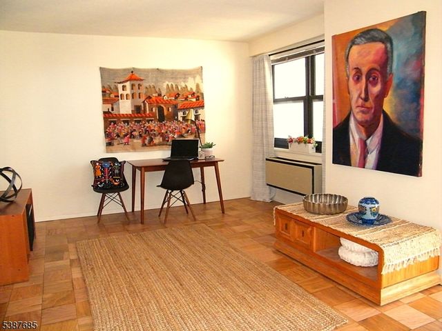 7855 Boulevard East 11F, North Bergen Twp., NJ 07047