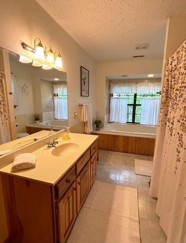 3046 Walters Way, Sevierville, TN 37862