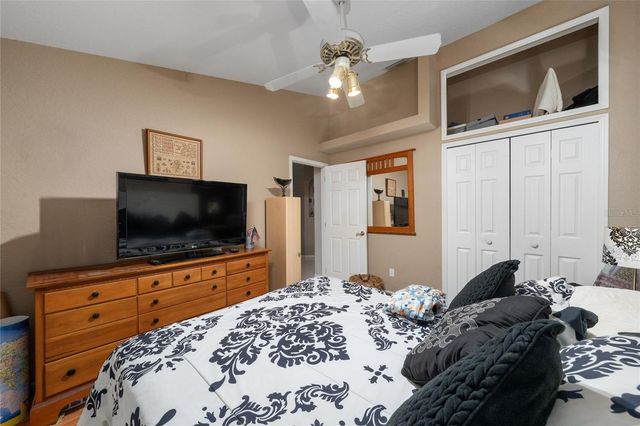 6781 W LIVINGSTON STREET, Orlando, FL 32835