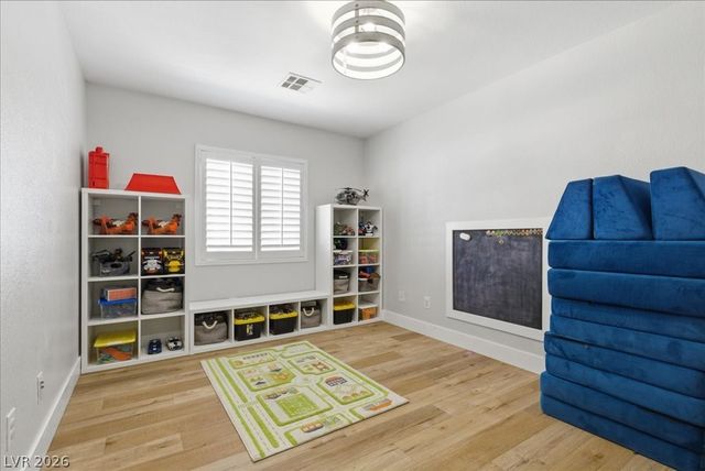 5848 Outraker Court, North Las Vegas, NV 89031