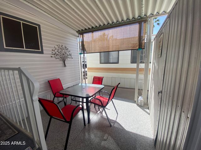 1478 W BLACKFOOT Avenue, Apache Junction, AZ 85119