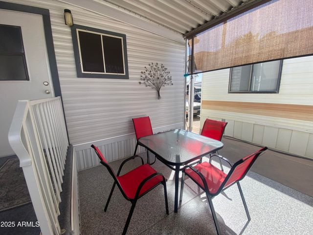 1478 W BLACKFOOT Avenue, Apache Junction, AZ 85119