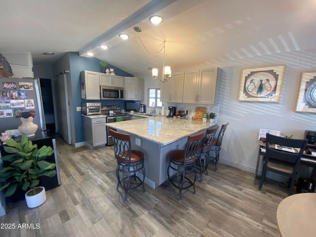 1478 W BLACKFOOT Avenue, Apache Junction, AZ 85119