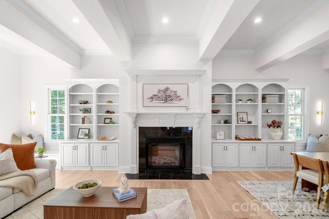 6052 Oxfordshire Road, Waxhaw, NC 28173