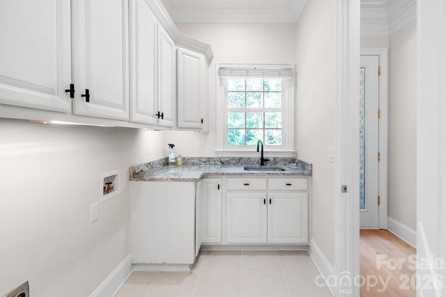6052 Oxfordshire Road, Waxhaw, NC 28173