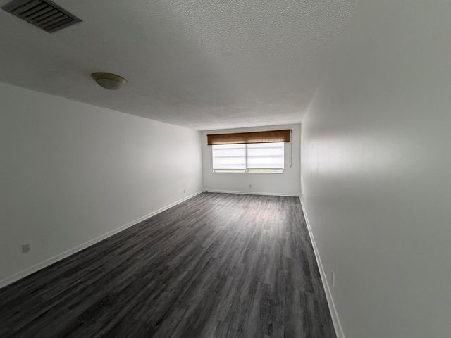 420 W Palm Street 24, Lantana, FL 33462