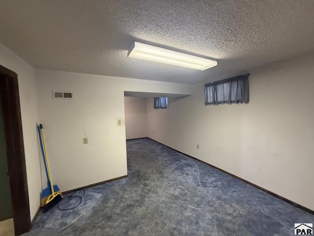 2528 E 10th St, Pueblo, CO 81008