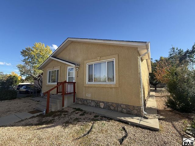 2528 E 10th St, Pueblo, CO 81008