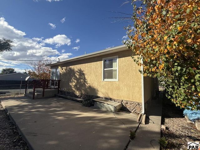 2528 E 10th St, Pueblo, CO 81008
