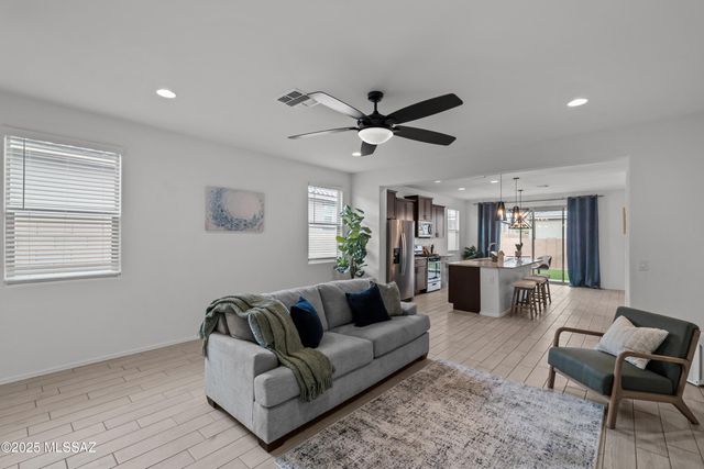 1016 W Calle Nicoya, Sahuarita, AZ 85629