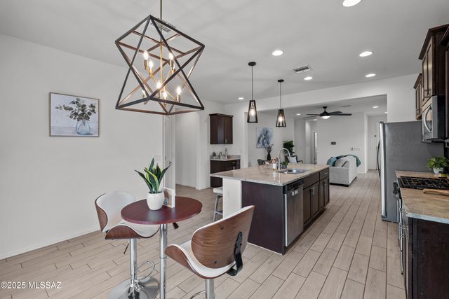 1016 W Calle Nicoya, Sahuarita, AZ 85629