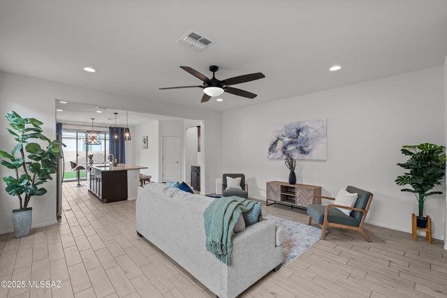 1016 W Calle Nicoya, Sahuarita, AZ 85629