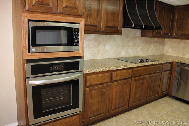 2932 E 84th Street 36, Tulsa, OK 74137