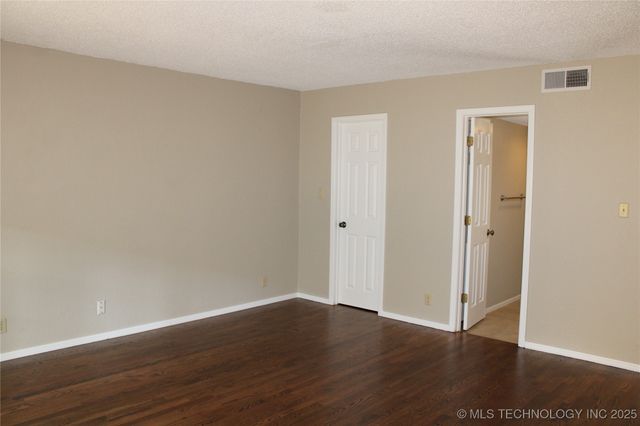 2932 E 84th Street 36, Tulsa, OK 74137