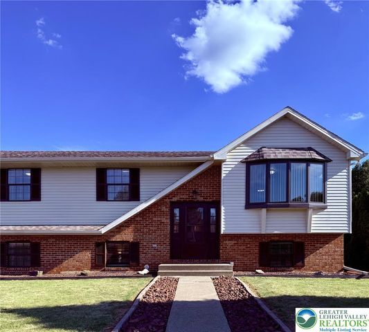 4232 Ammon Way, Whitehall Twp, PA 18052