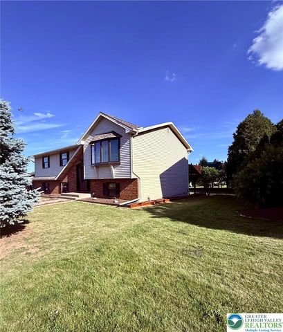 4232 Ammon Way, Whitehall Twp, PA 18052
