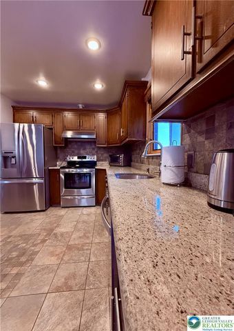 4232 Ammon Way, Whitehall Twp, PA 18052