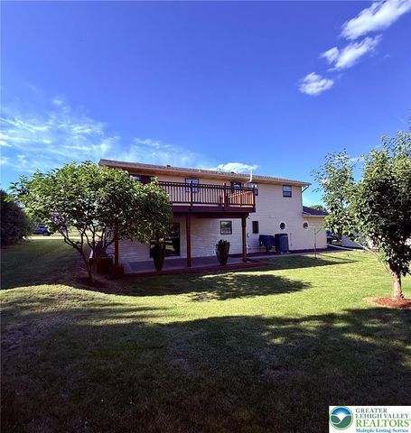 4232 Ammon Way, Whitehall Twp, PA 18052