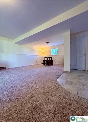 4232 Ammon Way, Whitehall Twp, PA 18052