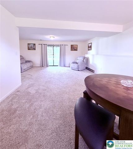4232 Ammon Way, Whitehall Twp, PA 18052