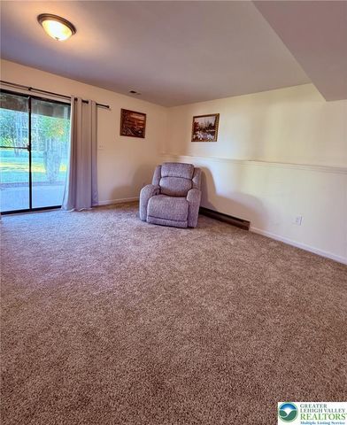 4232 Ammon Way, Whitehall Twp, PA 18052
