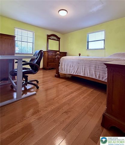 4232 Ammon Way, Whitehall Twp, PA 18052