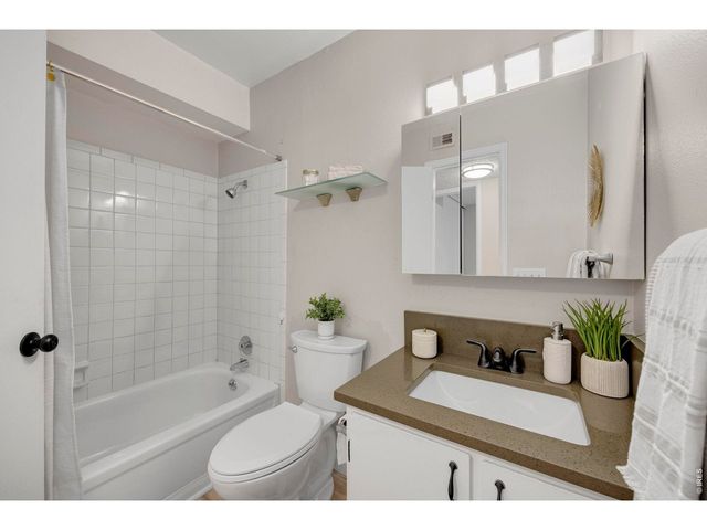 12113 Melody Dr Bldg 15-104, Westminster, CO 80234