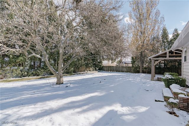 4005 W 213th Street, Fairview Park, OH 44126