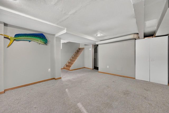 5532 N Lydell AVENUE, Whitefish Bay, WI 53217