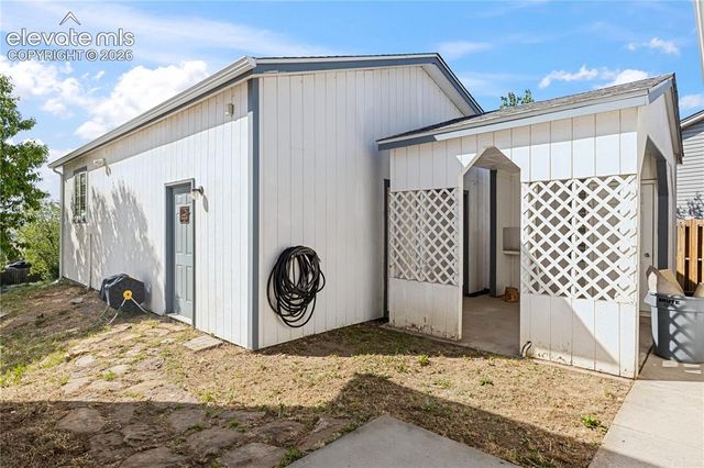 8040 Woody Creek Drive, Colorado Springs, CO 80911