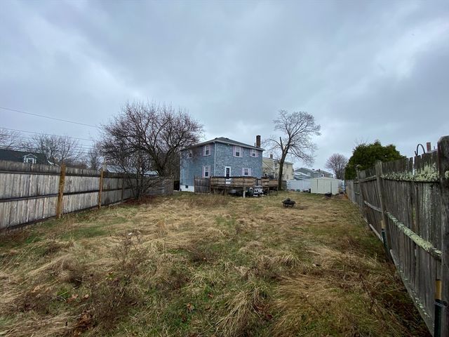 113 Grover St, Everett, MA 02149