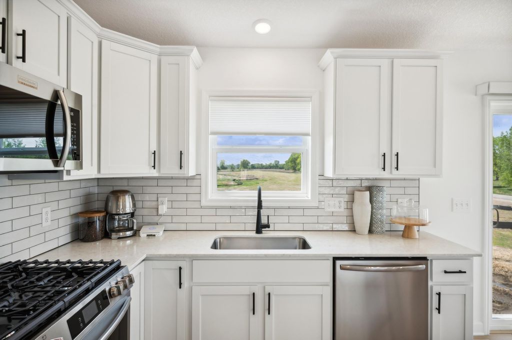 8540 Farmstead Avenue NE, Monticello, MN 55362 — photo 3