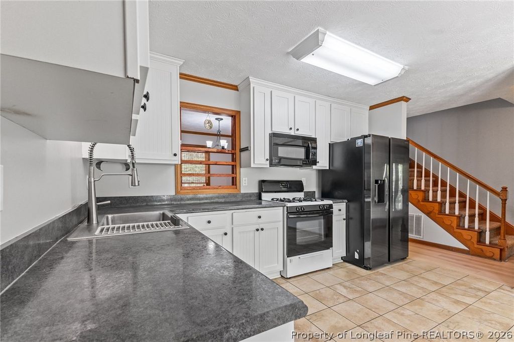 5372 Amberhill Court, Fayetteville, NC 28311 — photo 15