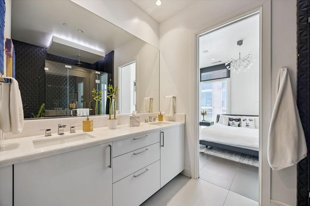4521 San Felipe 1503, Houston, TX 77027