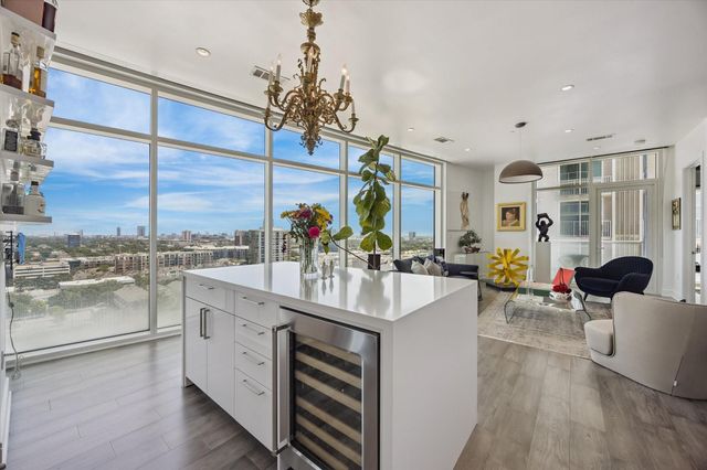 4521 San Felipe 1503, Houston, TX 77027
