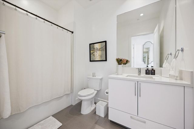 4521 San Felipe 1503, Houston, TX 77027