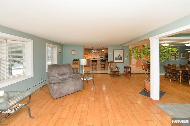 178 Franklin Street, Northvale, NJ 07647