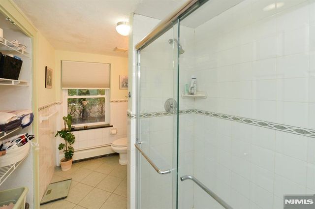 178 Franklin Street, Northvale, NJ 07647