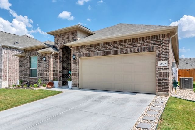 9508 Capehart Road, Fort Worth, TX 76179